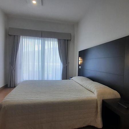 Moresco Park Hotel Sperlonga Dış mekan fotoğraf