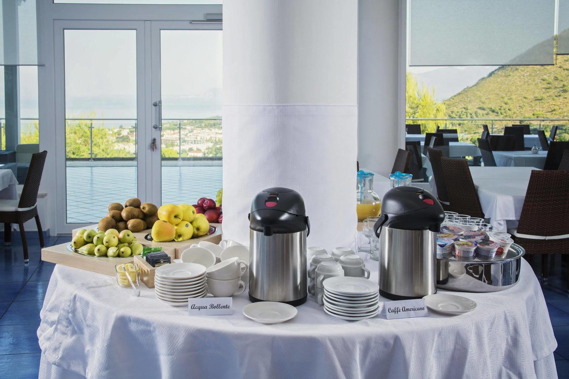 Moresco Park Hotel Sperlonga Dış mekan fotoğraf